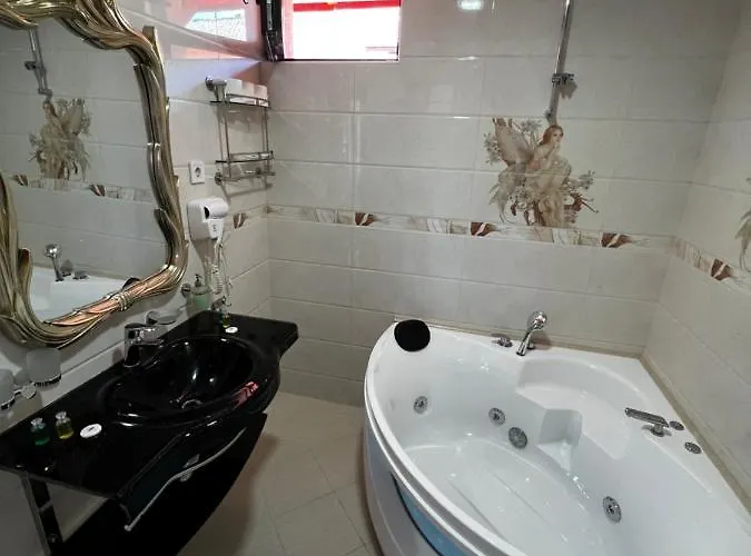 Complex Koko Hills Hotel